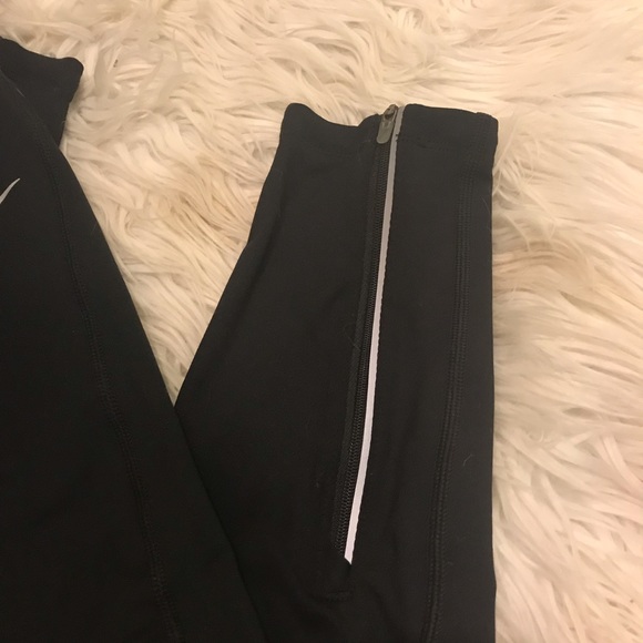 nike running leggings - Picture 3 of 6